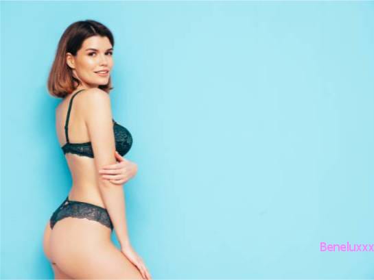Élégance des escortes de luxe image 2